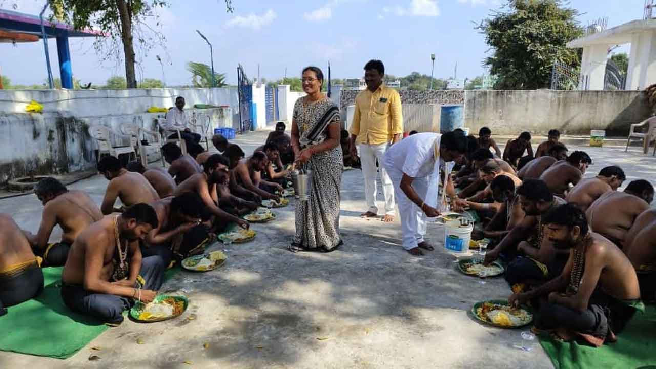 అయ్యప్ప పడిపూజ మహోత్సవం