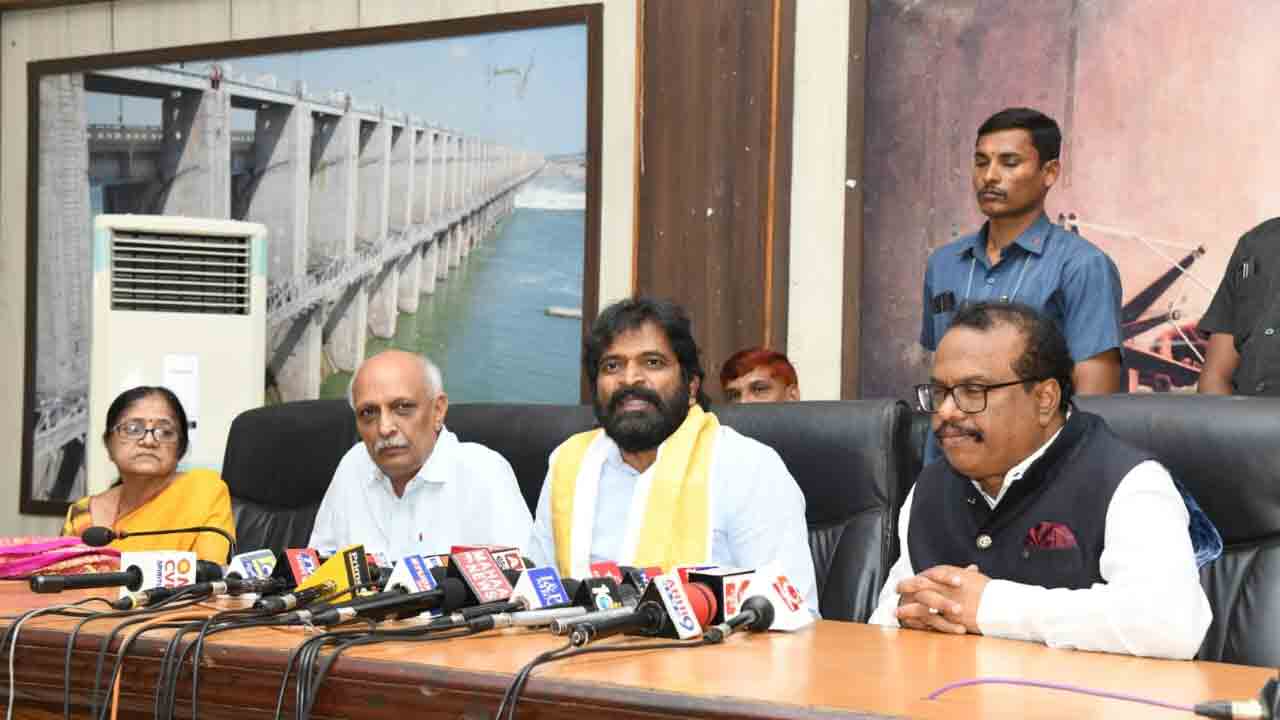 ఫిజియోథెరపీ కాలేజీకి గ్రీన్‌సిగ్నల్‌