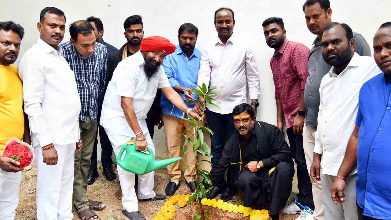 బీఆర్‌ఎస్‌తో బీజేపీలో వణుకు