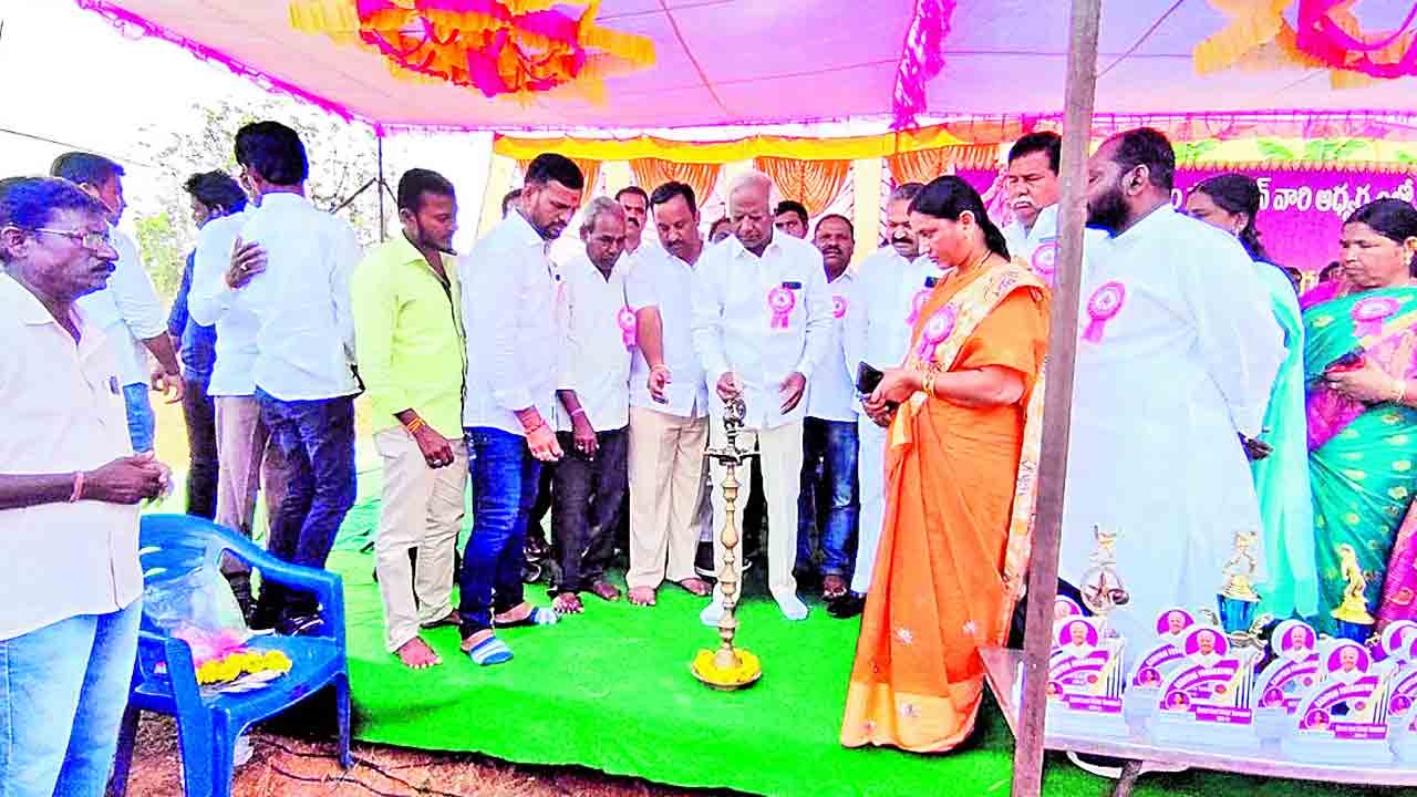 గ్రామీణ క్రీడాకారులకు ప్రోత్సాహం