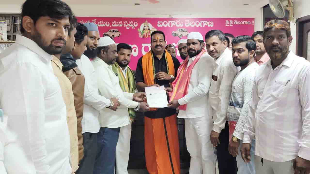 రోడ్ల అభివృద్ధికి రూ.26.98 కోట్లు