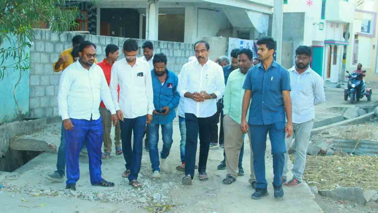 భగీరథ పనులను పూర్తి చేయాలి