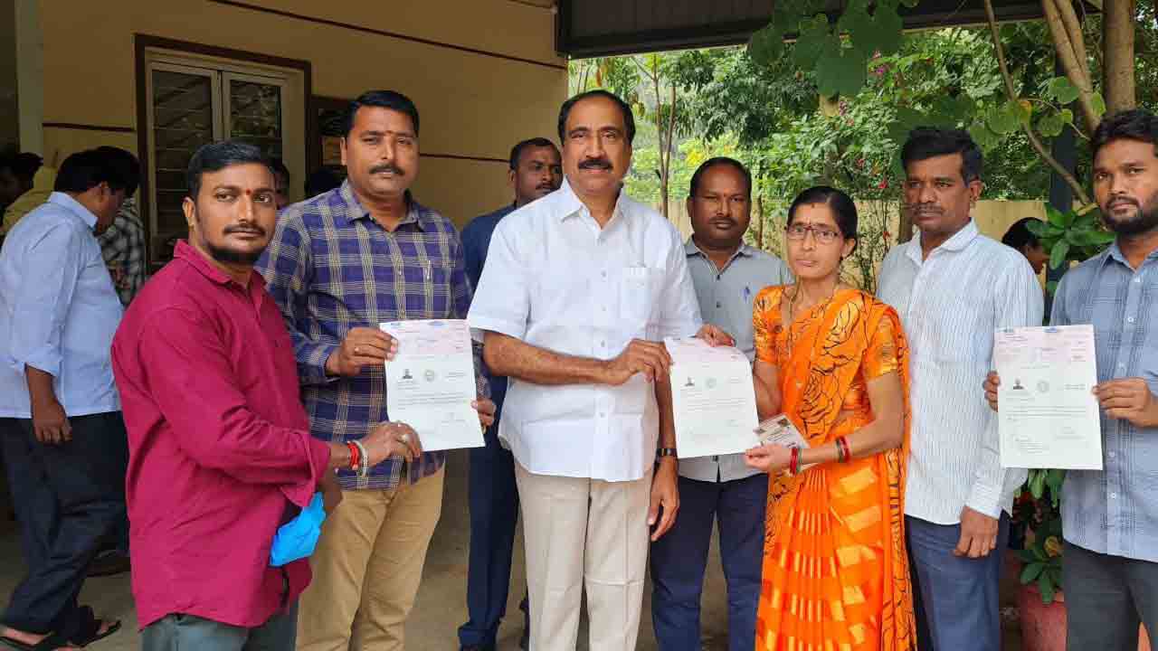 నిరుపేదలకు అండగా సీఎంఆర్‌ఎఫ్‌