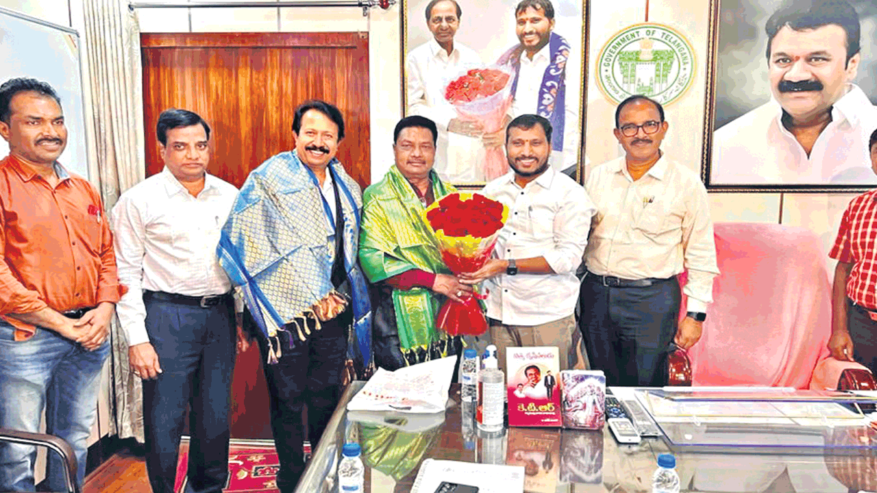 గొర్రెల పంపిణీ పథకం భేష్‌