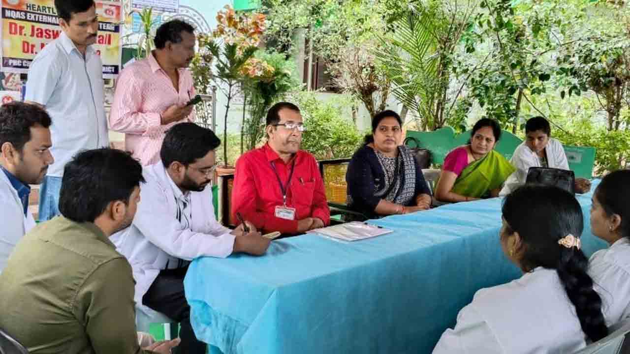 ప్రజలకు మెరుగైన వైద్యం అందించాలి