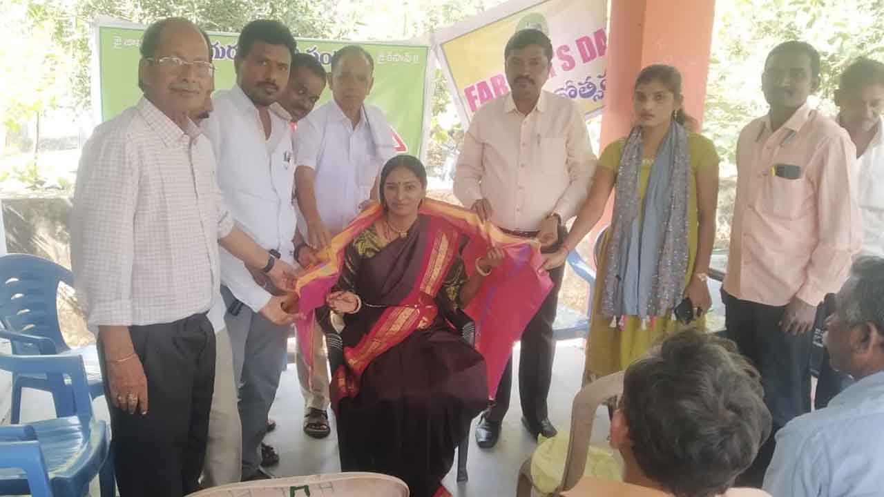 ఘనంగా జాతీయ రైతు దినోత్సవం