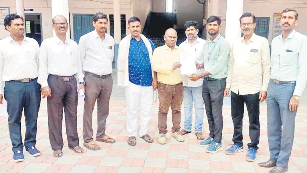 జాతీయస్థాయి కబడ్డీ పోటీలకు విద్యార్థుల ఎంపిక