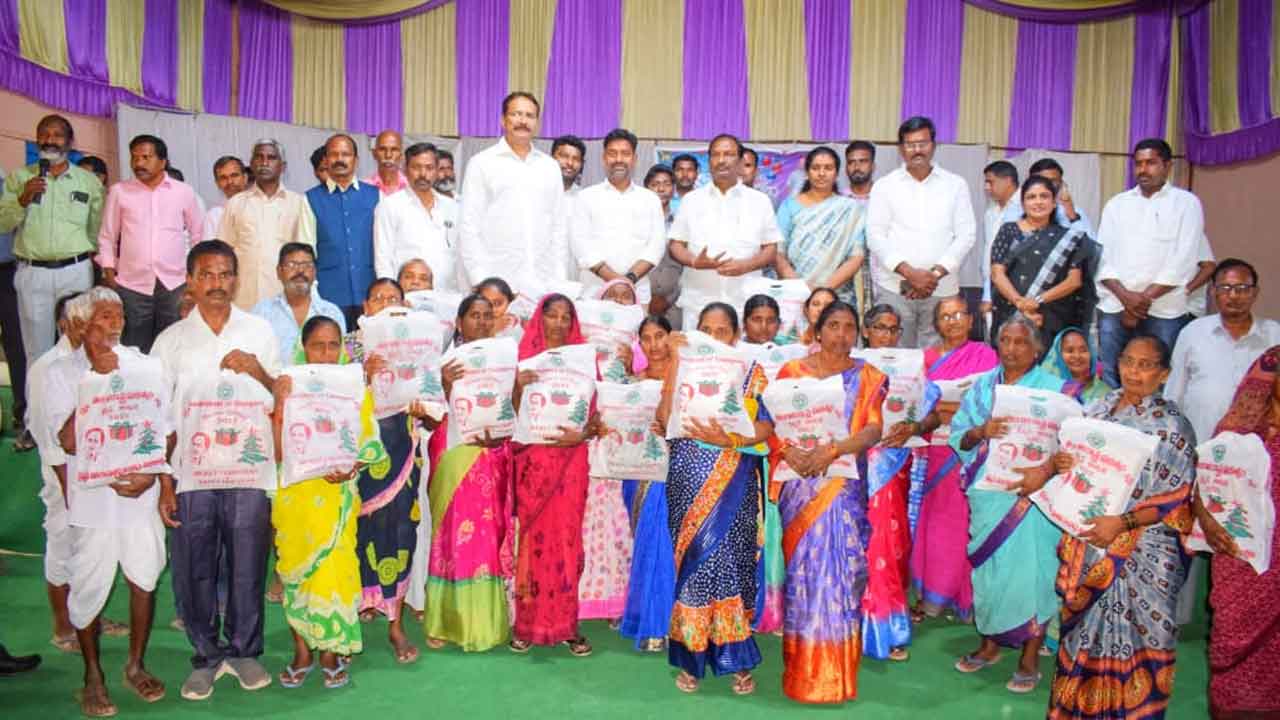 తెలంగాణలో అన్ని సామాజిక వర్గాలకు సముచిత స్థానం : మంత్రి కొప్పుల