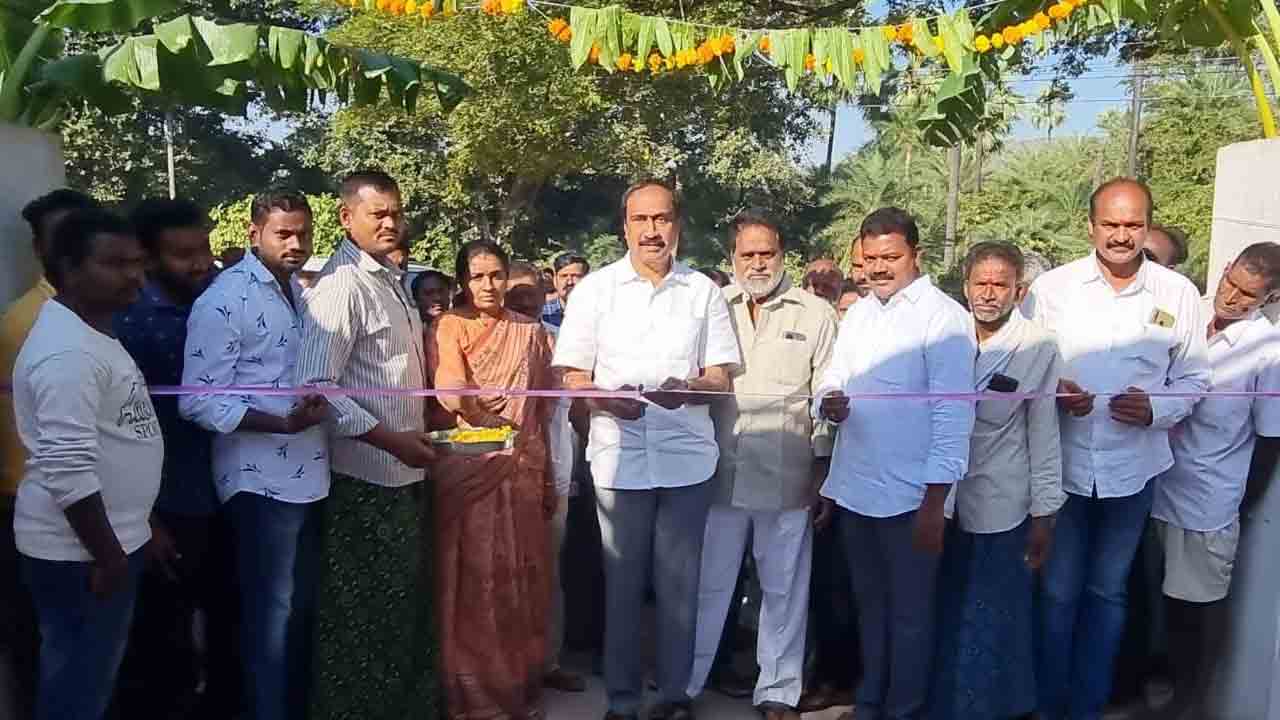 కులసంఘాల అభివృద్ధికి కృషి