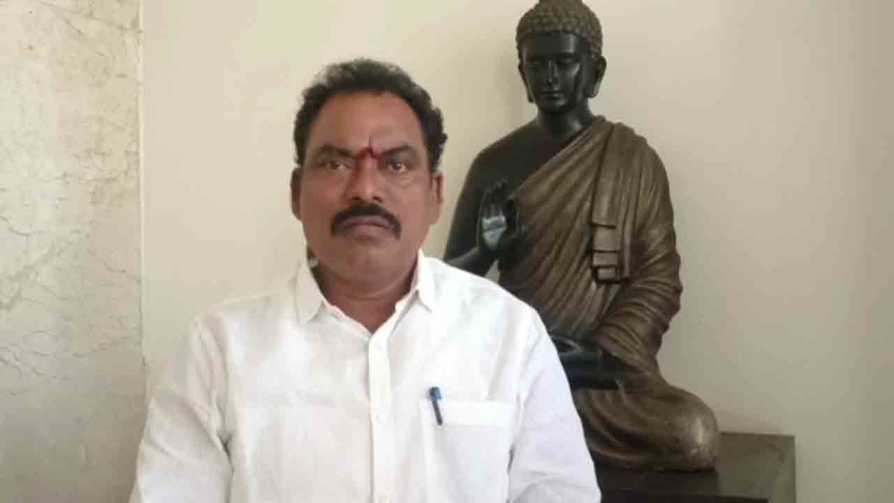 బండి సంజయ్‌ జోకర్‌ మాటలు మానుకో