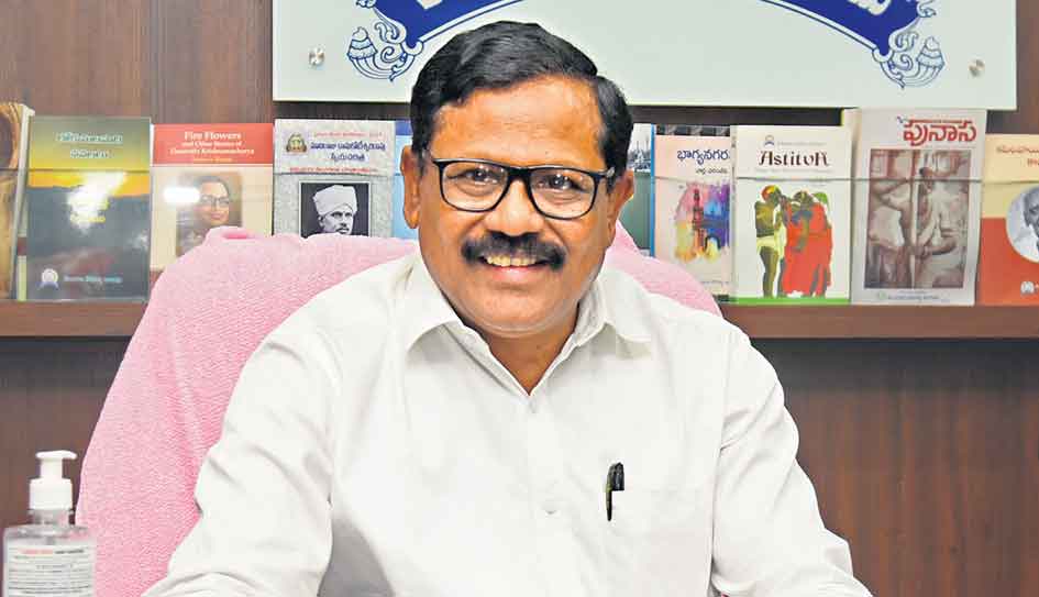 తెలంగాణ చరిత్రను అధ్యయనం చేయాలి