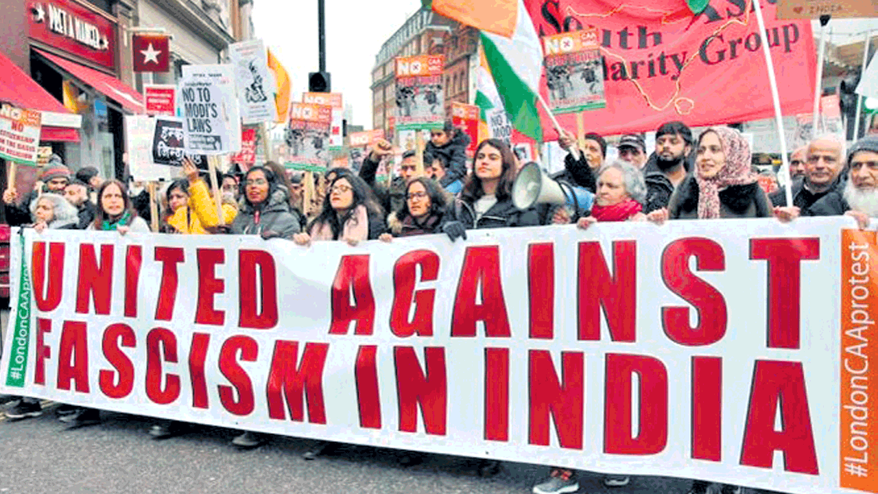 దేశాన్ని భ్రష్టు పట్టిస్తున్న బీజేపీ