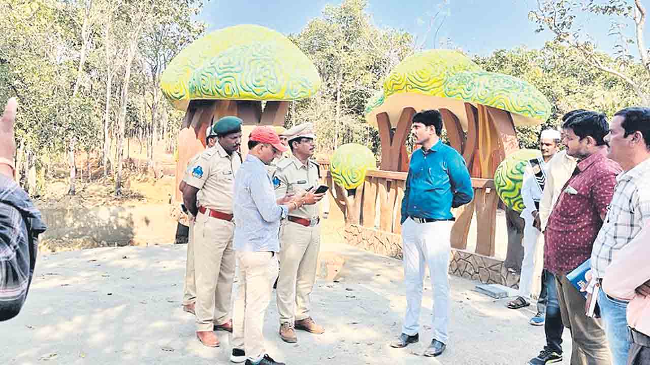 పనులు వేగవంతం చేయాలి