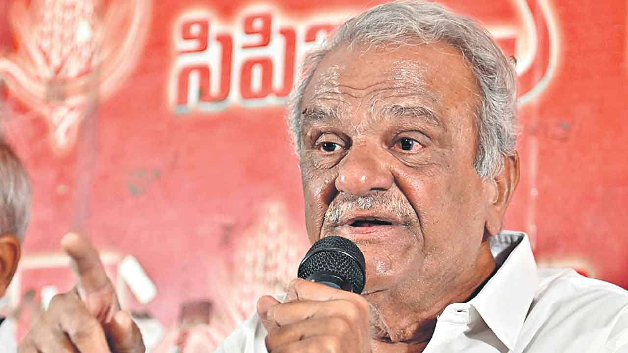 మోదీని వ్యతిరేకిస్తే ఏకపక్ష దాడులు