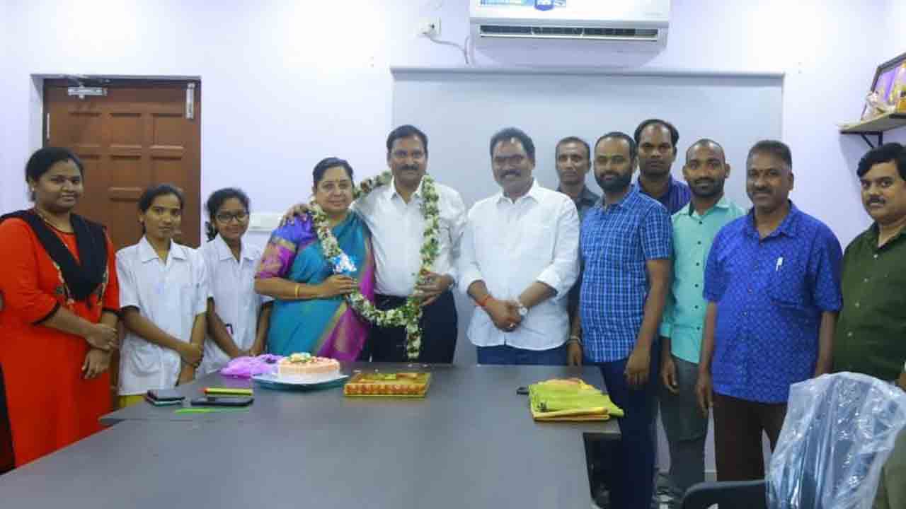 పేదల వైద్యులు.. వైరాగ్యం దంపతులు