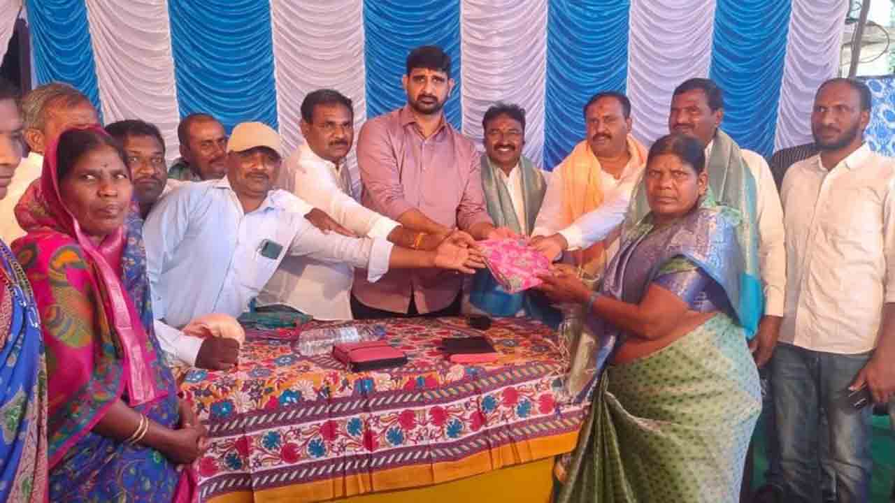 అన్ని వర్గాల సంక్షేమానికి సర్కారు పెద్దపీట