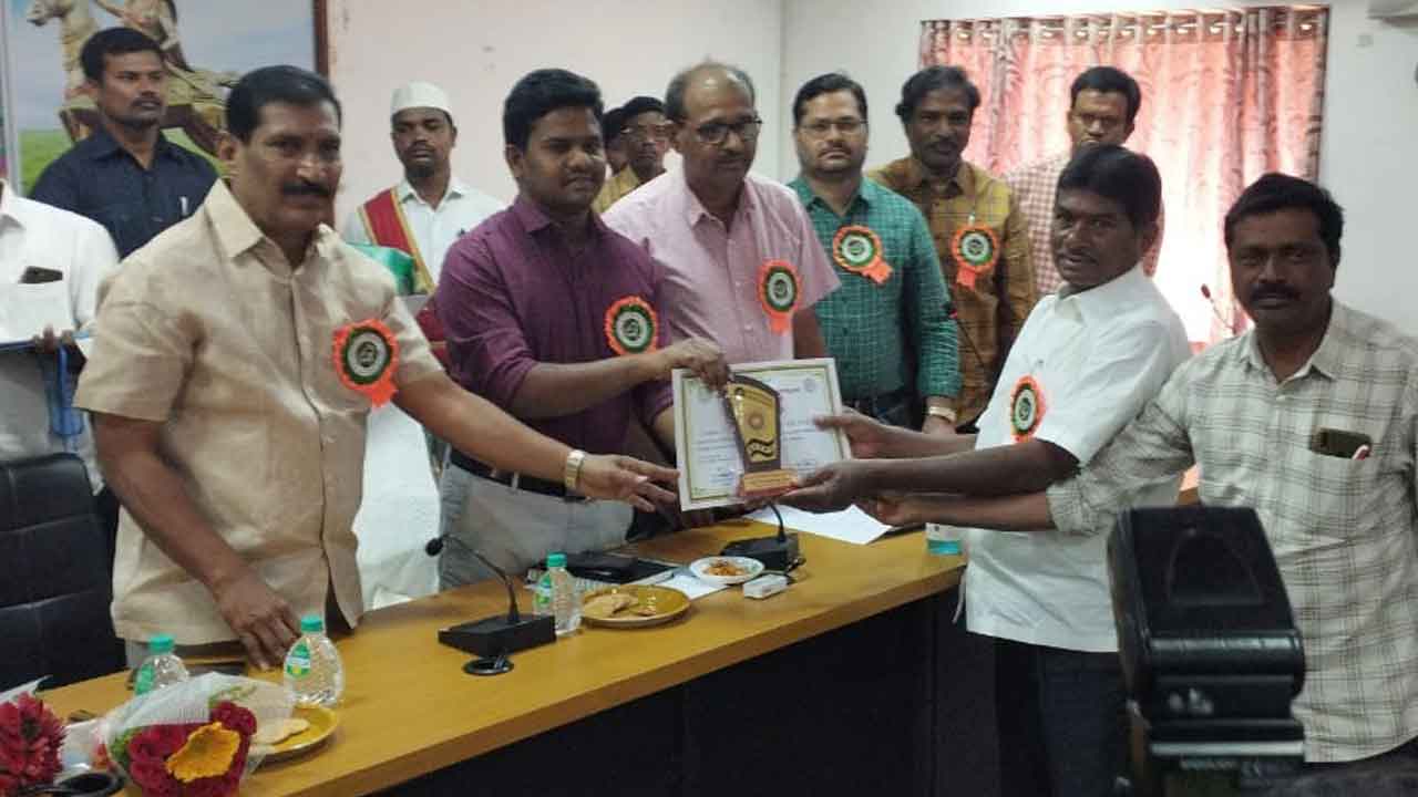 ఉత్తమ సేవలకు గుర్తింపు.. ఆదర్శంగా నిలుస్తున్న పీఏసీఎస్‌