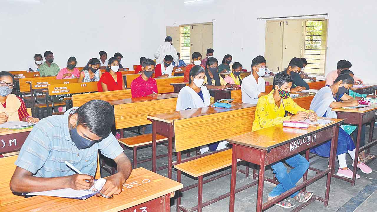 మార్చి 15 నుంచి ఇంటర్‌ పరీక్షలు