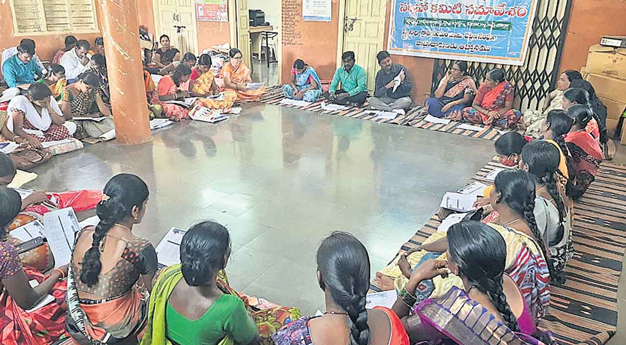 60 ఏండ్లు దాటినా ఆర్ధిక చేయుత