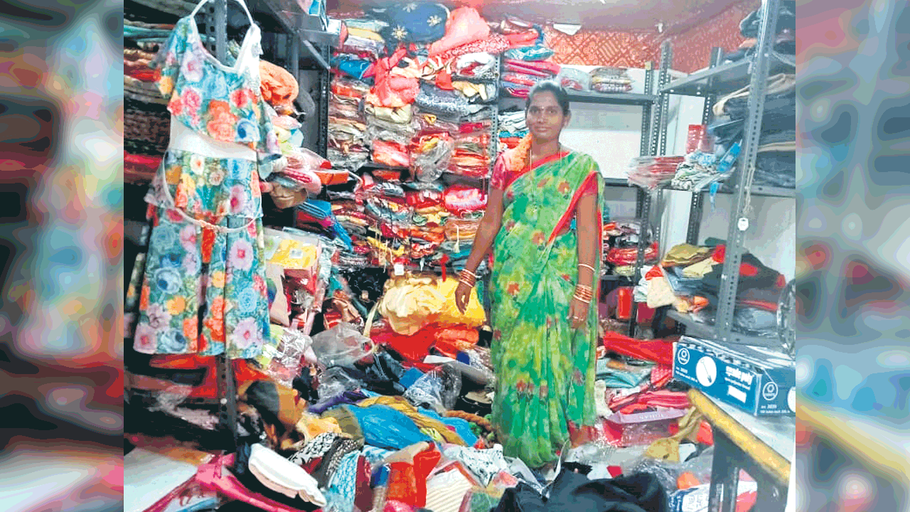 వ్యాపారులుగా గ్రామీణ మహిళలు