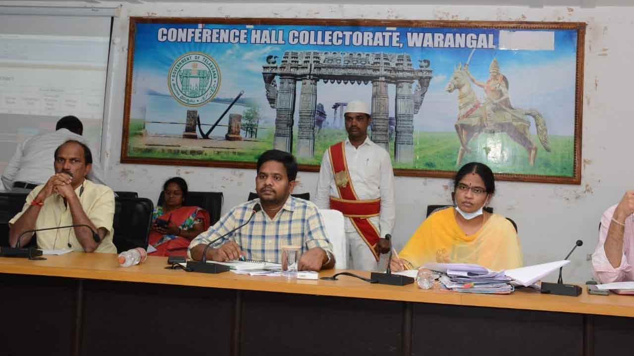 ‘మన ఊరు-మన బడి’ పనుల్లో వేగం పెంచాలి