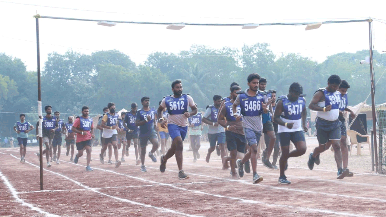 కొనసాగుతున్న దేహదారుఢ్య పరీక్షలు