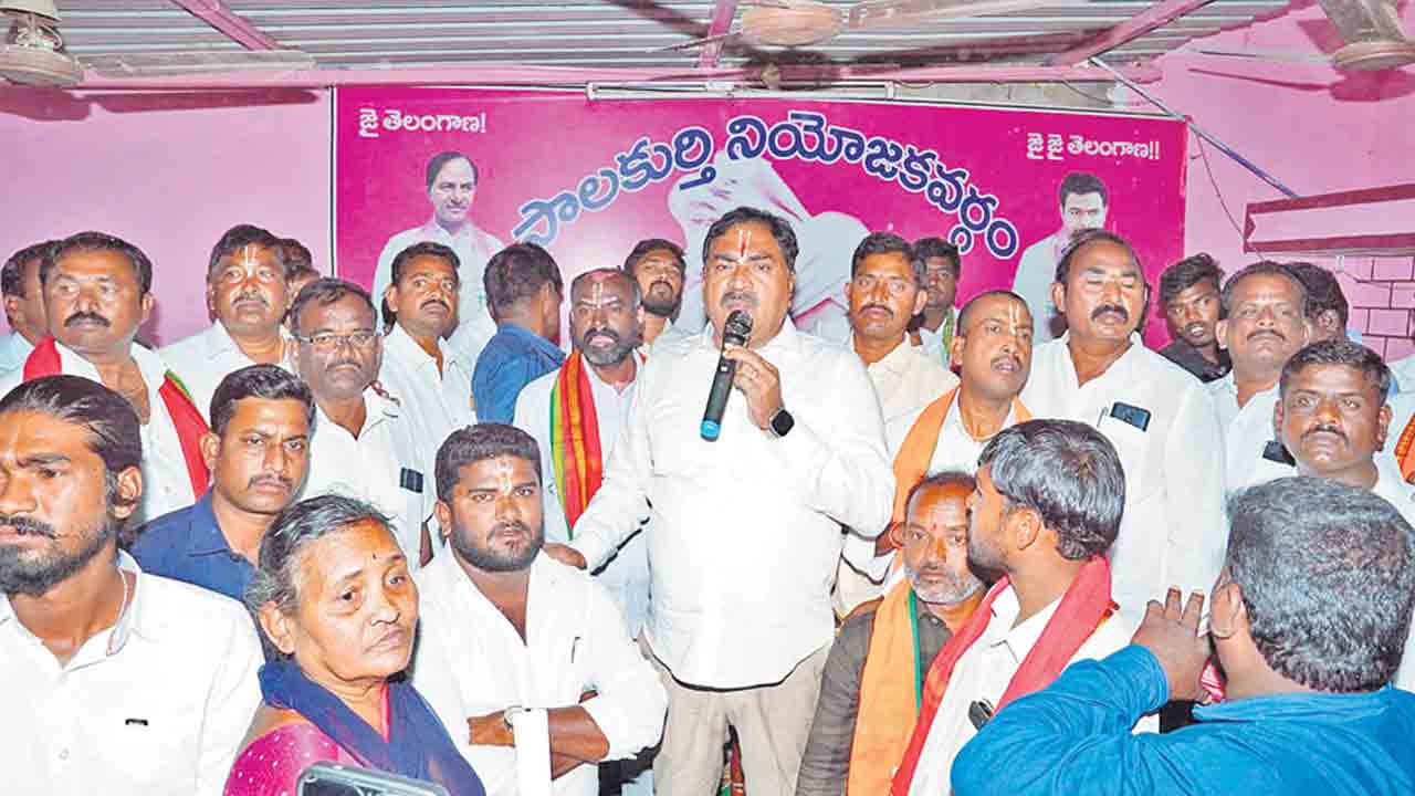 సీఎం పర్యటనను విజయవంతం చేయాలి