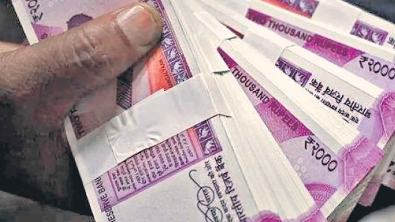 ప్రచారానికి 6,509 కోట్లు.. ఎనిమిదేండ్లలో ఖర్చు చేసిన కేంద్రం