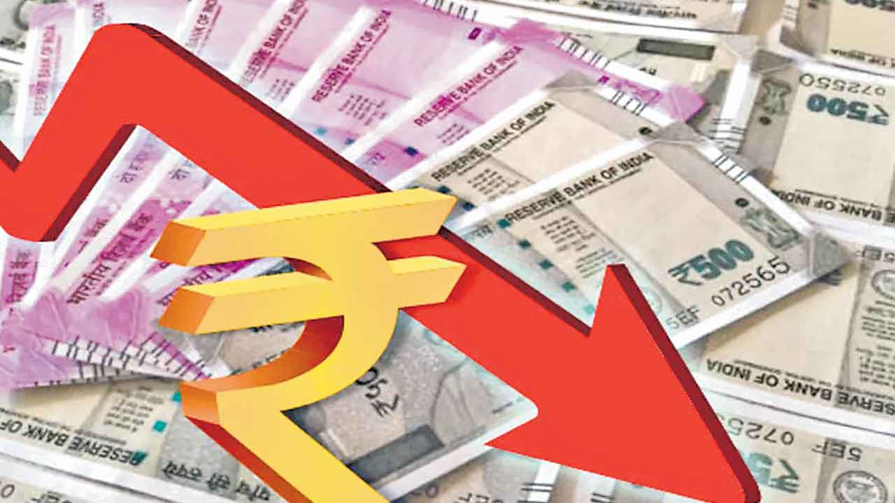 రూ‘పాయే’.. ఆసియాలో అత్యంత చెత్త కరెన్సీ