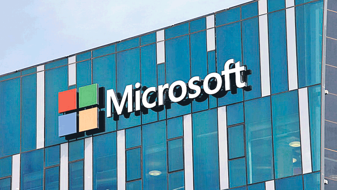 లక్ష మందికి మైక్రోసాఫ్ట్‌ శిక్షణ