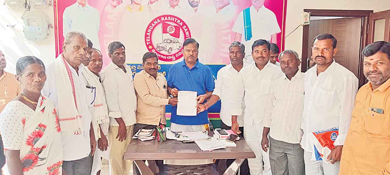ముదిరాజ్‌ల భవన నిర్మాణానికి రూ. 5 లక్షలు
