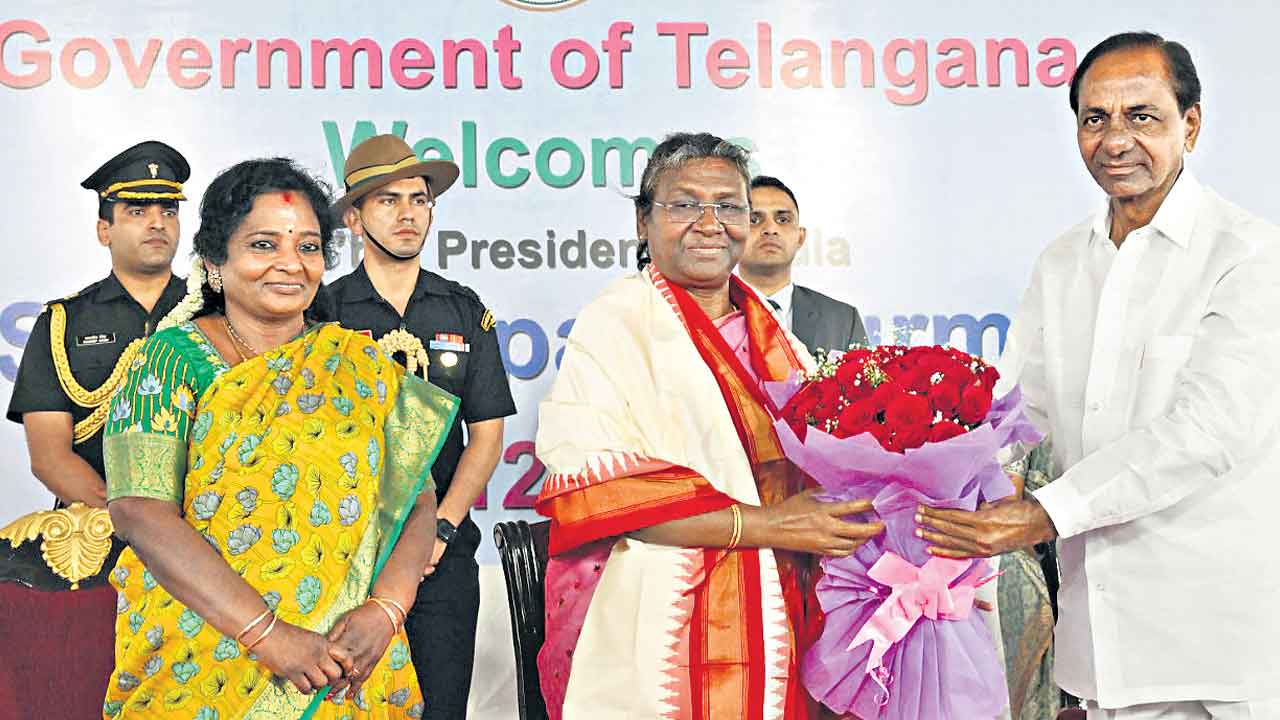 అపూర్వస్వాగతం