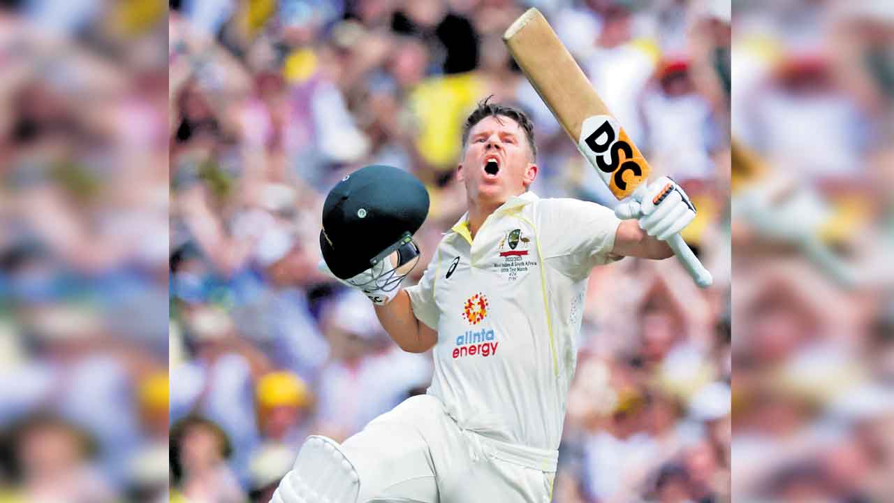 వందో టెస్టులో వార్నర్‌ డబుల్‌ సెంచరీ