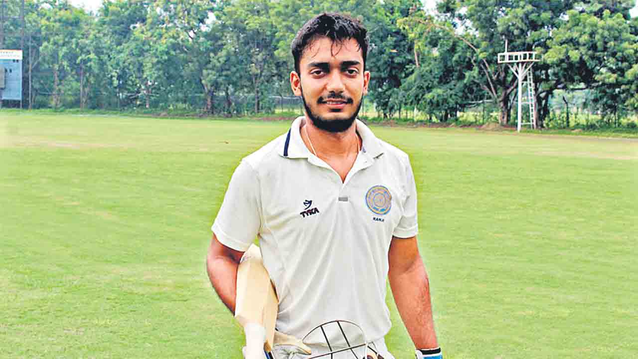 తన్మయ్‌ శతకం