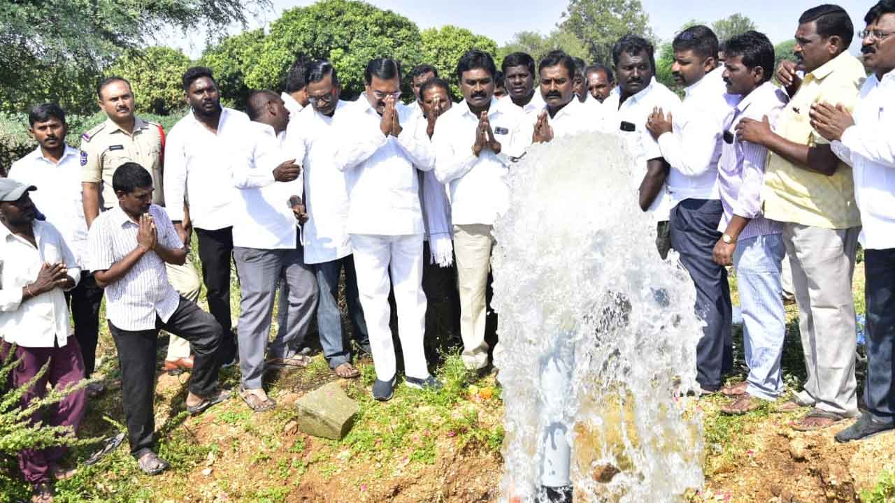 వ్యవసాయ అనుకూల విధానాలతో ప్రగతిపథంలో పల్లెలు : మంత్రి నిరంజన్‌రెడ్డి