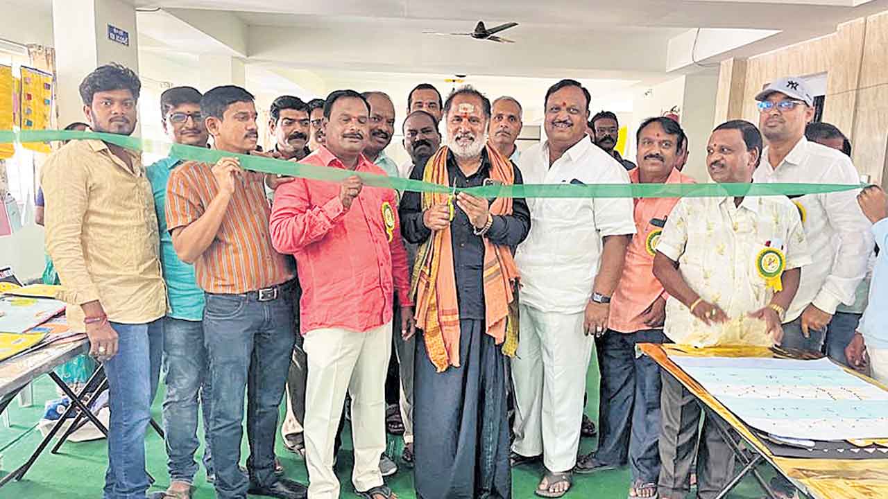 బడుల్లో ‘తొలిమెట్టు’ మేళా