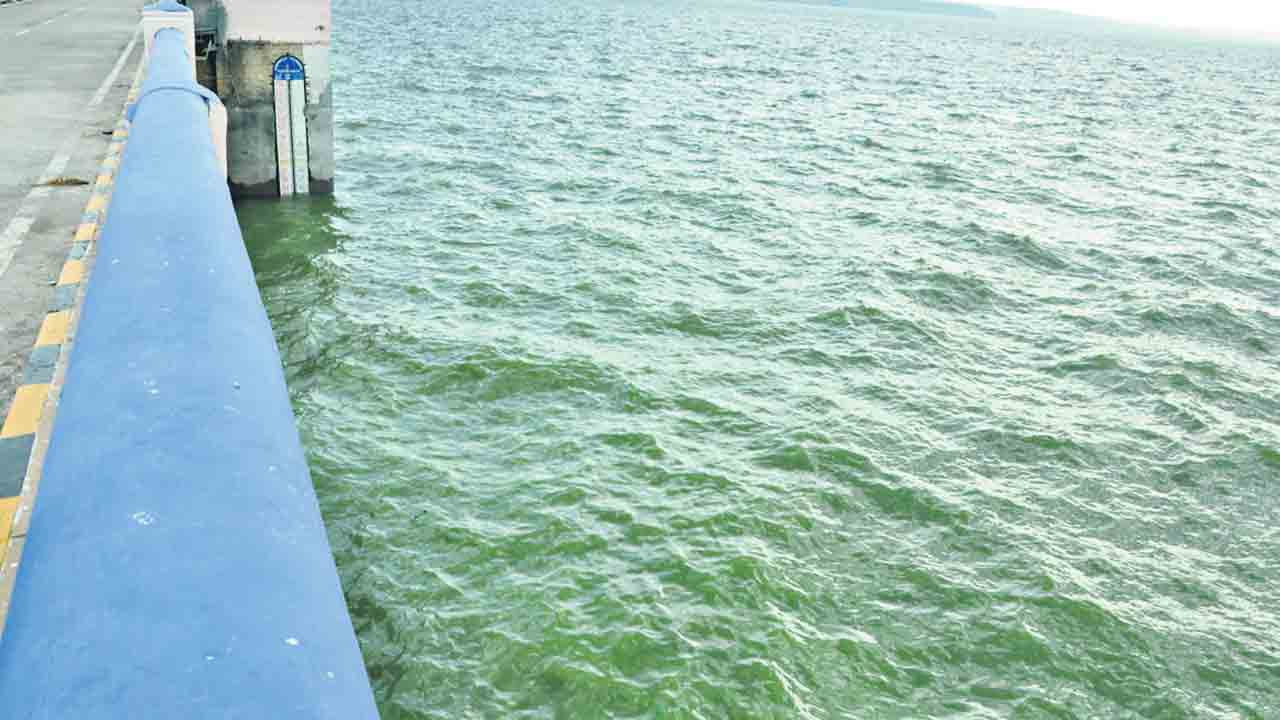 తీరు మారని ఆర్‌ఎంసీ