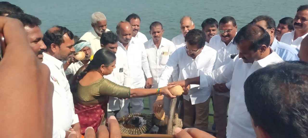 చివరి ఆయకట్టుకూ సాగునీరు