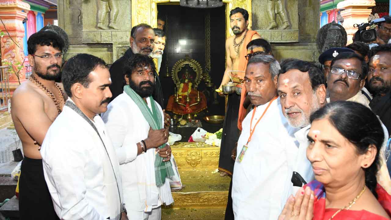 భక్తి పారశ్యం