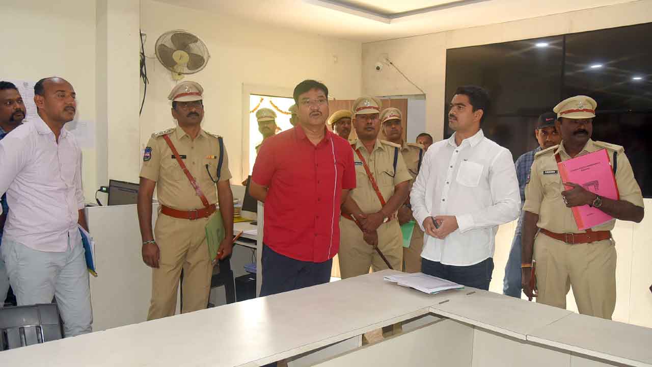 సమష్టిగా పనిచేద్దాం..