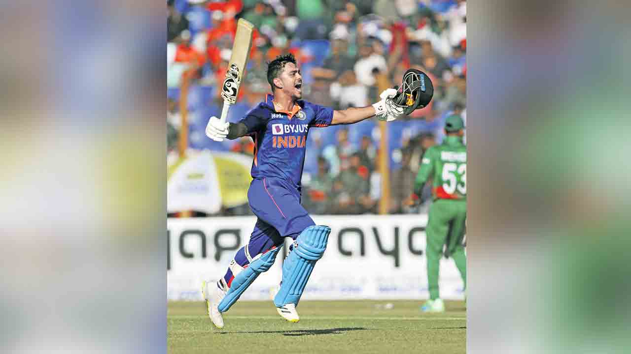 ఇషాన్‌ అద్వితీయం