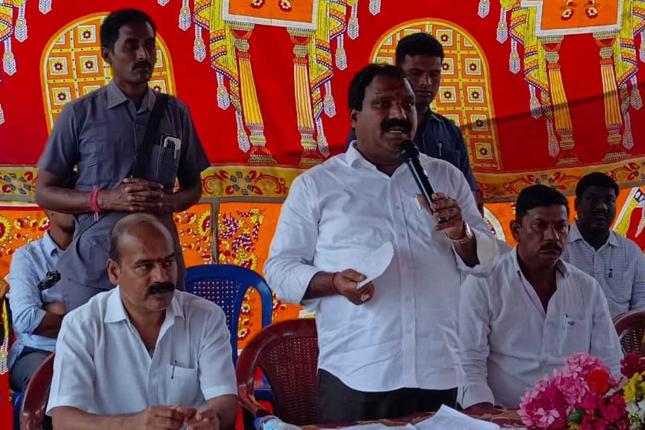 సంక్షేమ పథకాలతో ప్రజల్లో సంతోషం