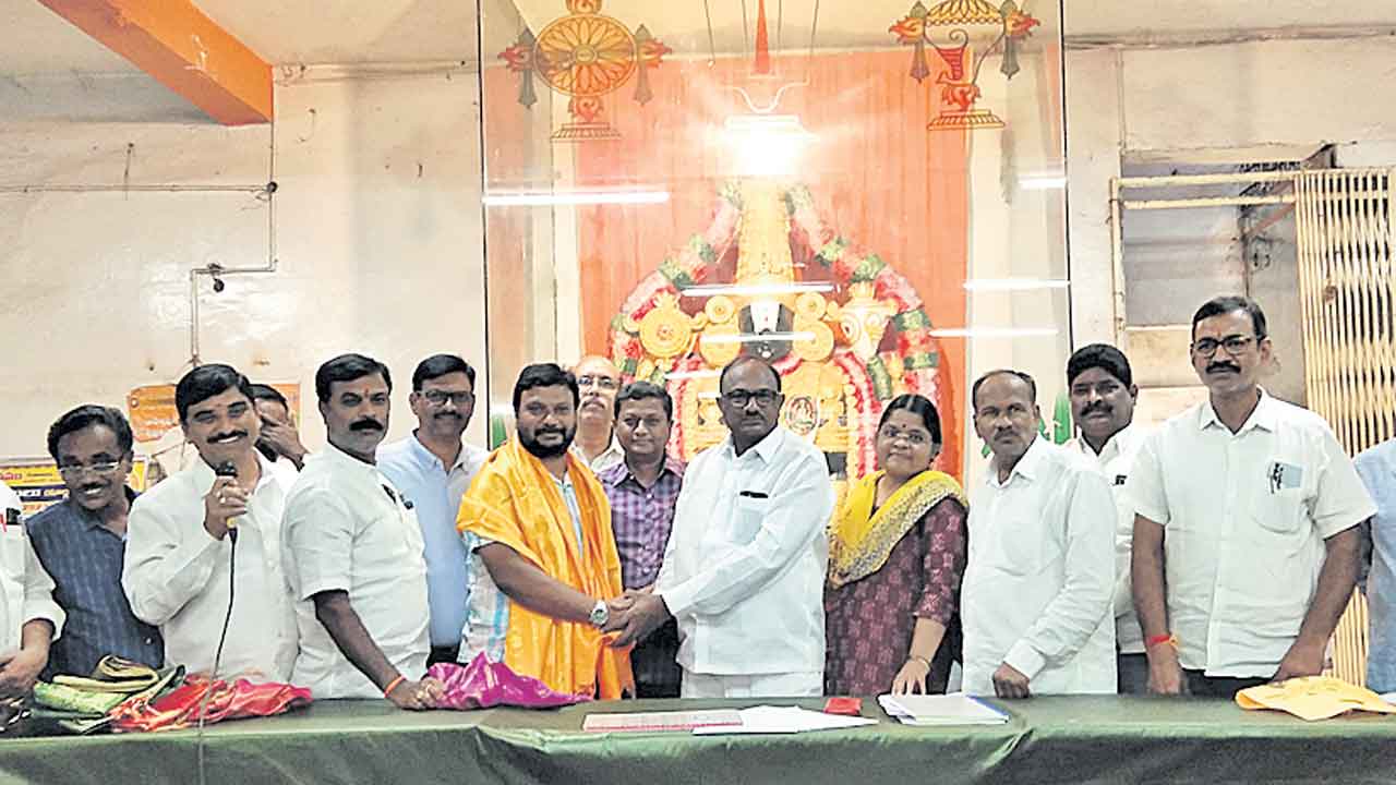 రాష్ట్ర దేవాదాయ ధర్మాదాయ శాఖ కార్యనిర్వాహకుల కొత్త సంఘం