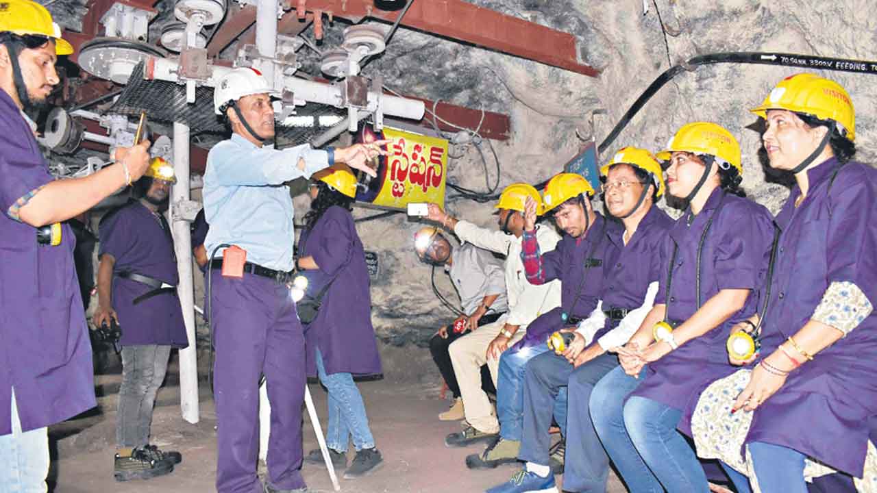 పర్యాటక కేంద్రంగా సింగరేణి