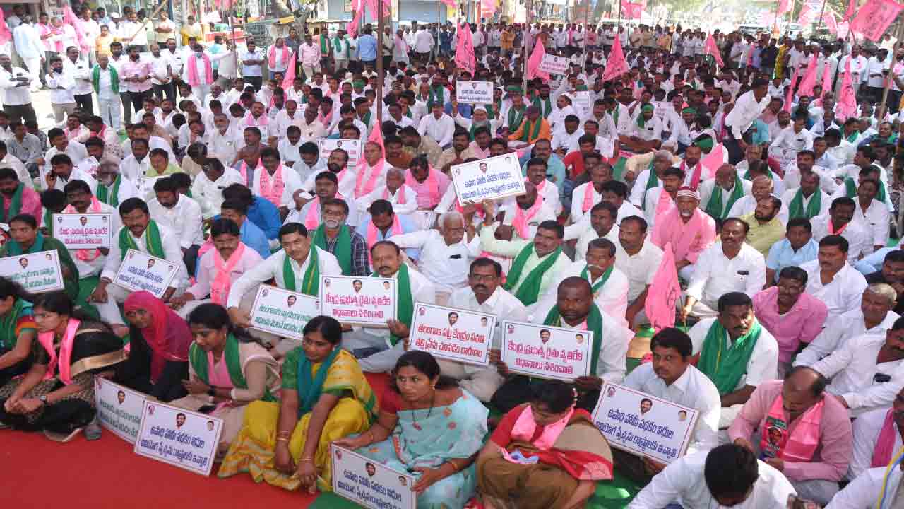 కేంద్రంపై రైతున్న కన్నెర