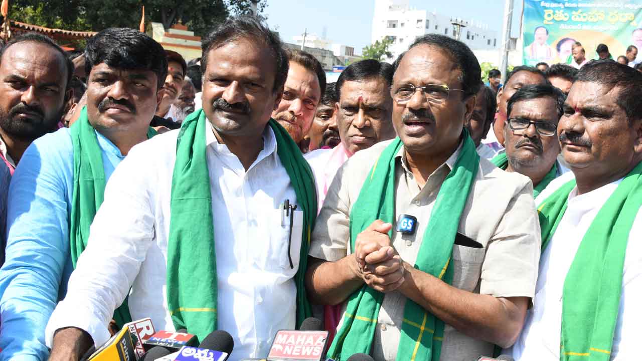 కార్పొరేట్‌ సర్కార్‌ కావాలా..కిసాన్‌ సర్కార్‌ కావాలా?