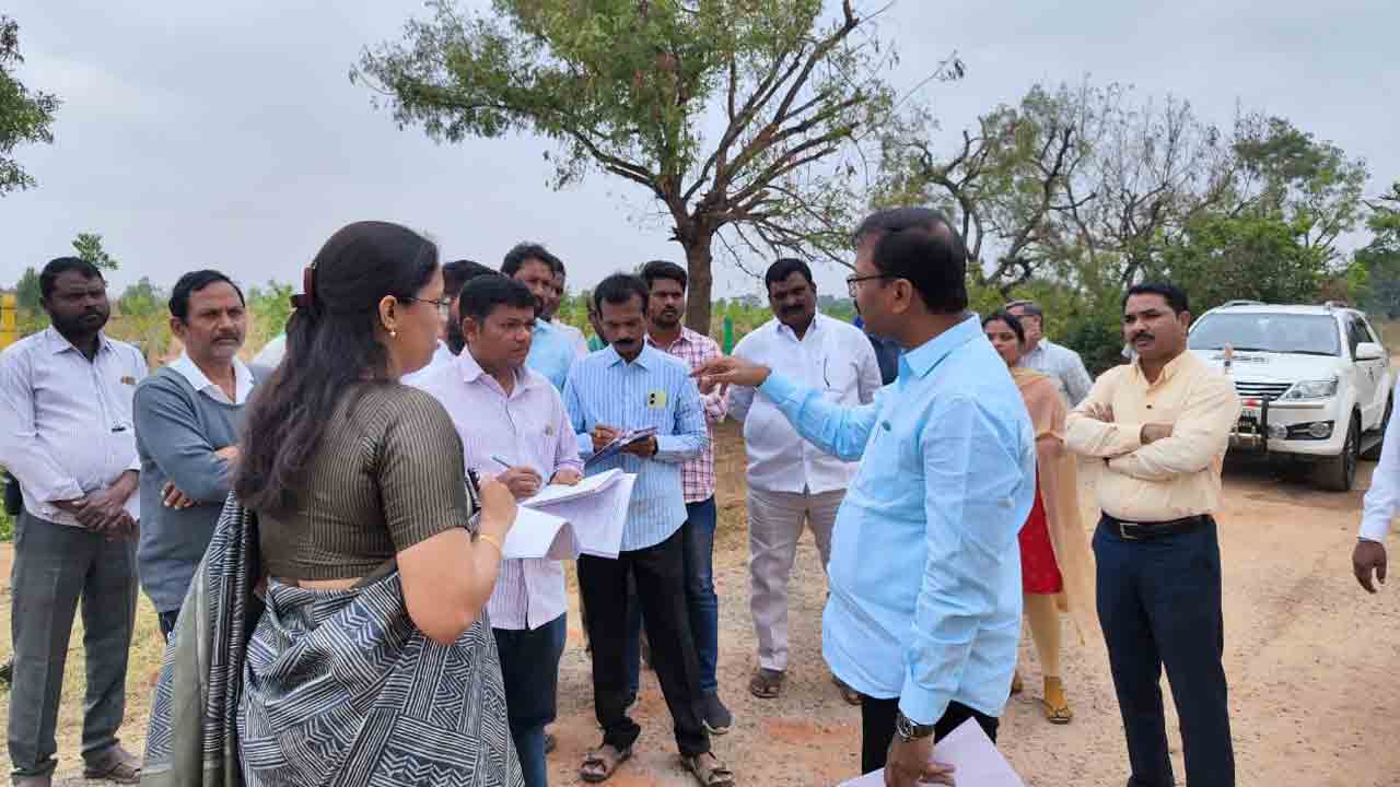హరితహారంలో అందరూ భాగస్వాములు కావాలి