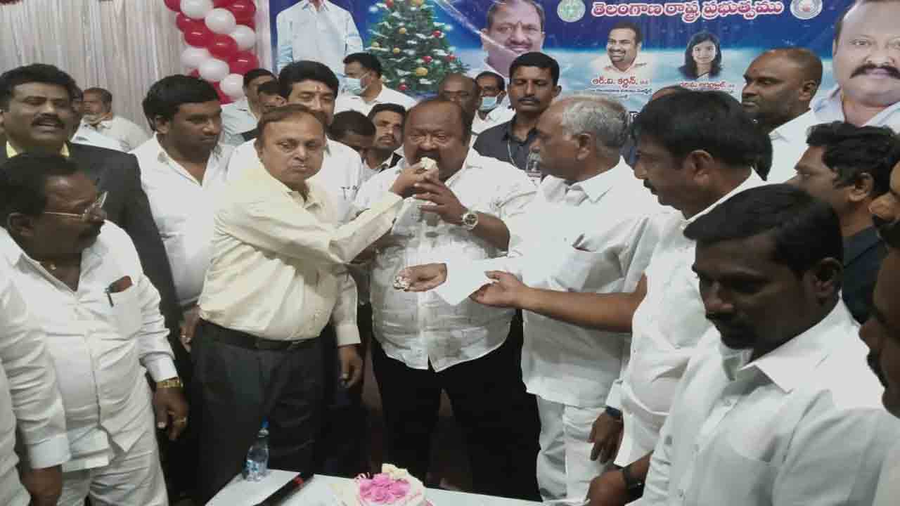 తెలంగాణ వంద శాతం సెక్యులర్‌ రాష్ట్రం