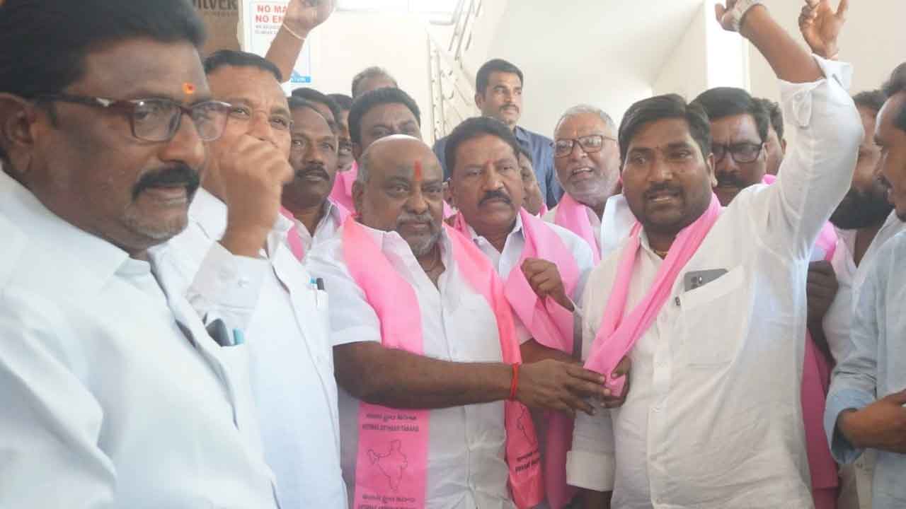 రైతులు కల్లాలు కట్టుకోవద్దా..?