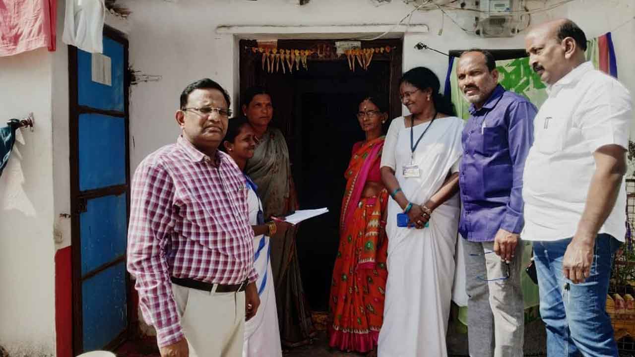 ప్రతి ఆరు నెలలకోసారి..